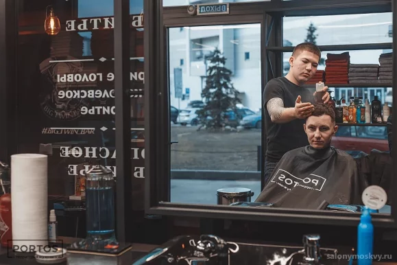 Мужская парикмахерская Portos в Советском районе фото 2